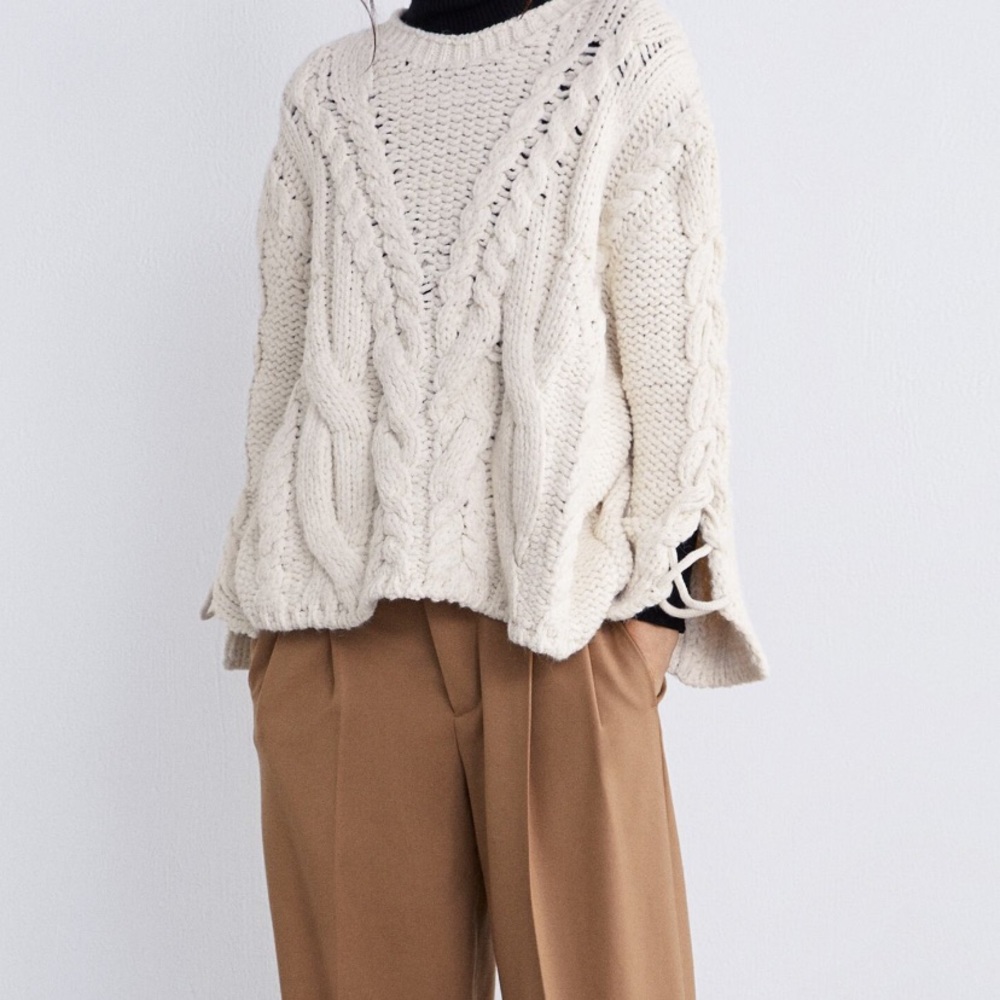 Zara Ribbed Knit Sweater - Picture 4 of 7